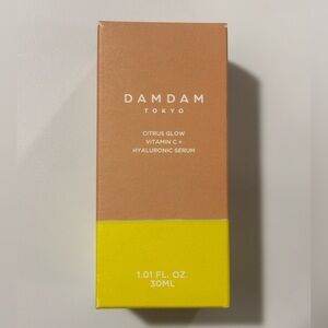 Citrus Glow Vitamin C + Hyaluronic Serum - Yellow and Brown